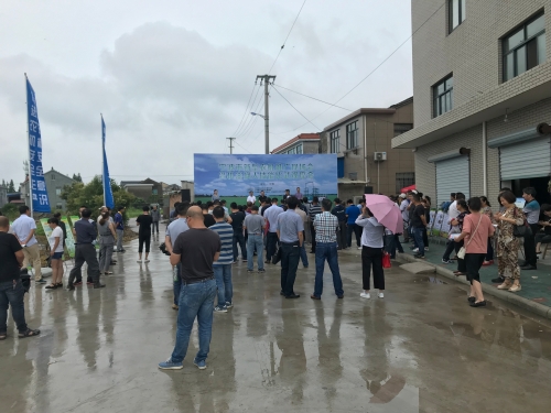 ����������ũ���ƹ��ֳ����߻������˼��ܱ����Ħ������������