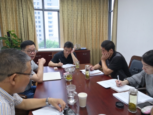 ��ũ����վ��ƽվ��һ�е�۴�ݵ���ָ�����������ˡ�����